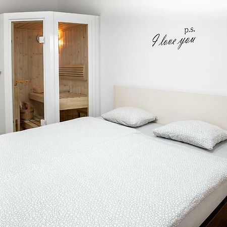 Sauna - Flexible Selfcheckins 6 - Zagreb - Garage - Electric Vehicle Ccharger - Loggia - New - Luxury - Apartments Repinc 6 Exterior foto