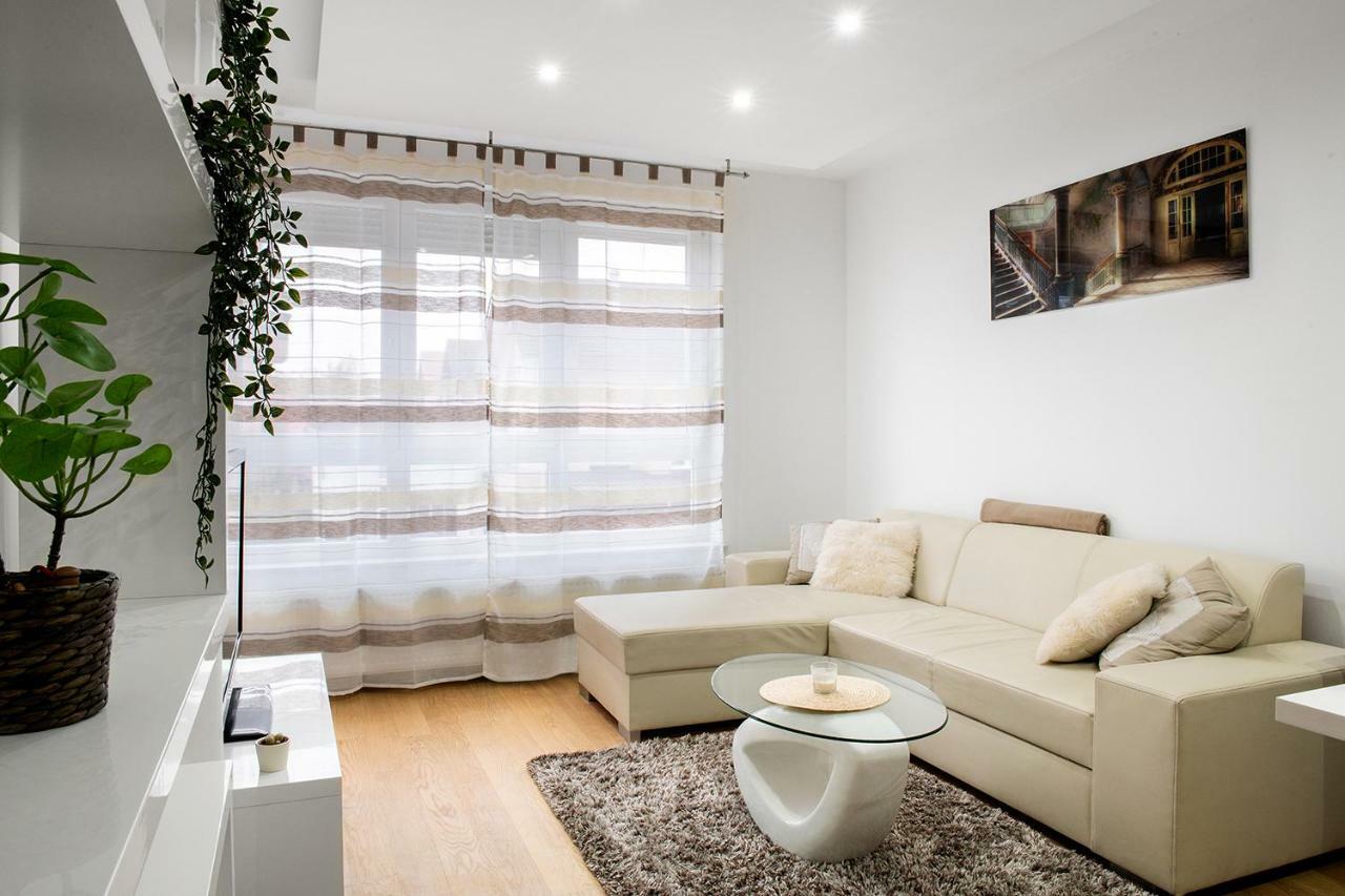 Sauna - Flexible Selfcheckins 6 - Zagreb - Garage - Electric Vehicle Ccharger - Loggia - New - Luxury - Apartments Repinc 6 Exterior foto